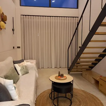 Psili Ammos Loft In Tolón
