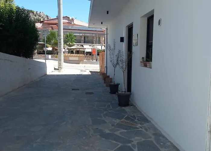 Psili Ammos Loft In
